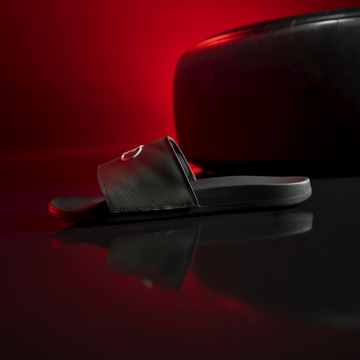 adidas Unisex adilette Comfort Audi Revolut F1 Team Slides