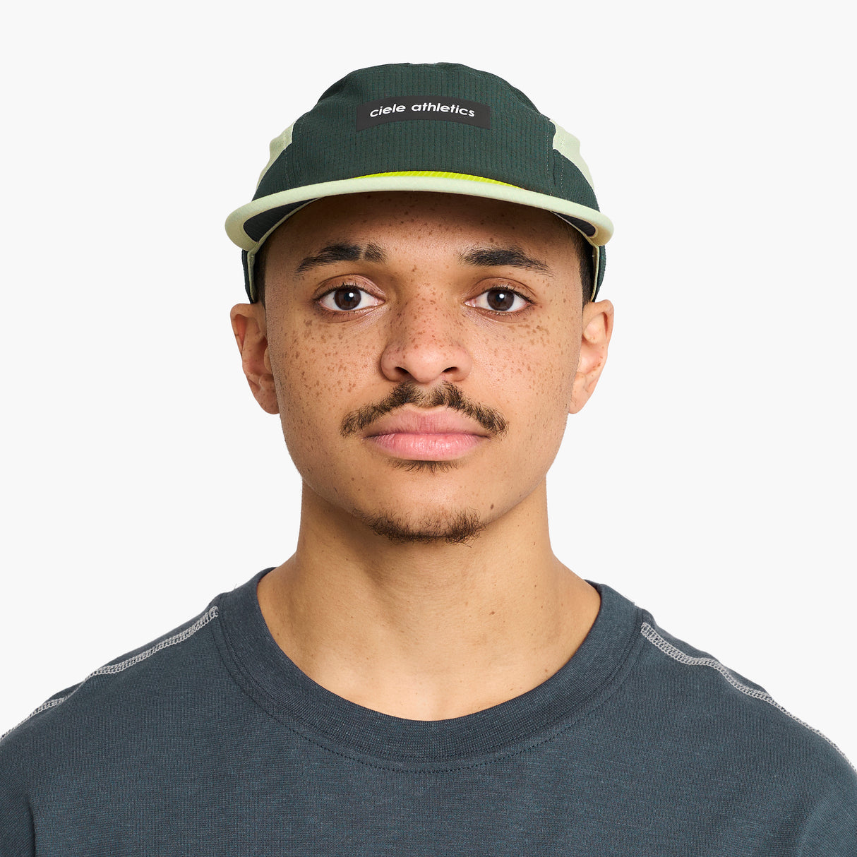 Ciele GOCap Field Iconic Bar Spruce Running Cap