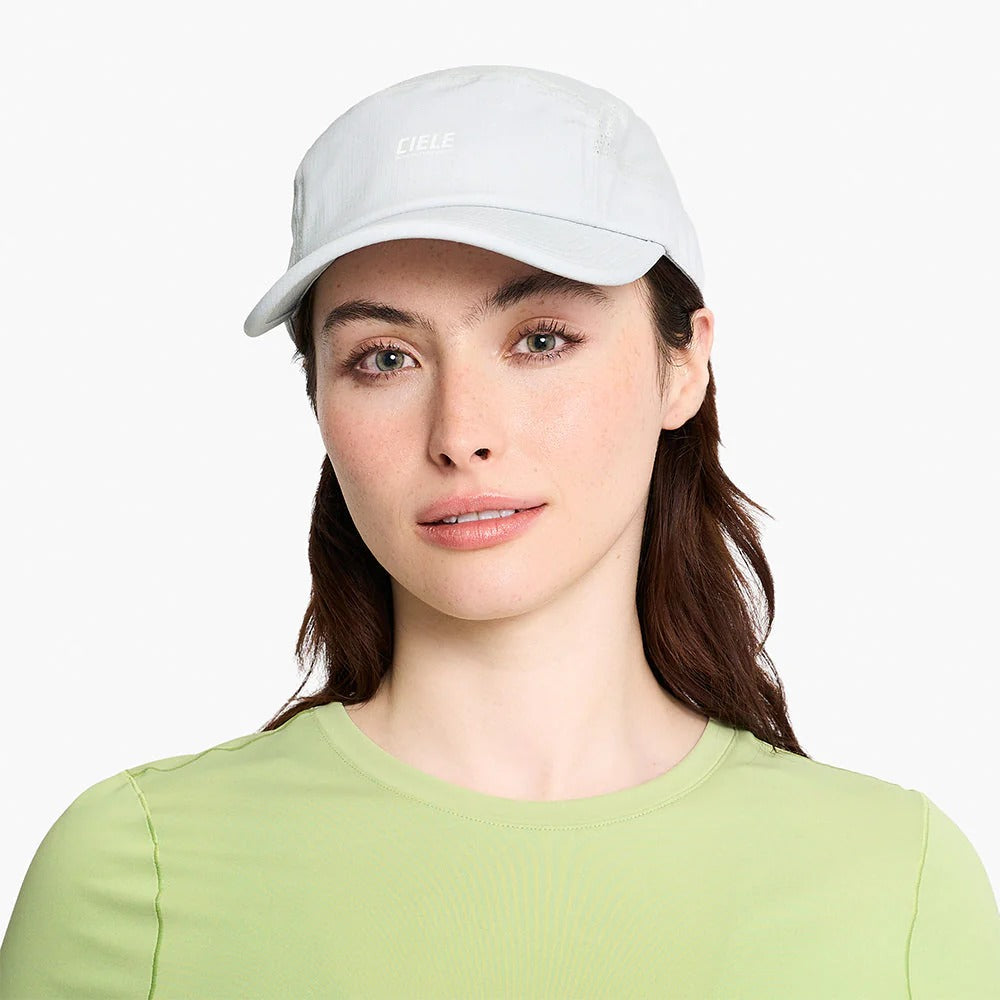 Ciele GOCap SC Field Capital Light Grey Running Cap
