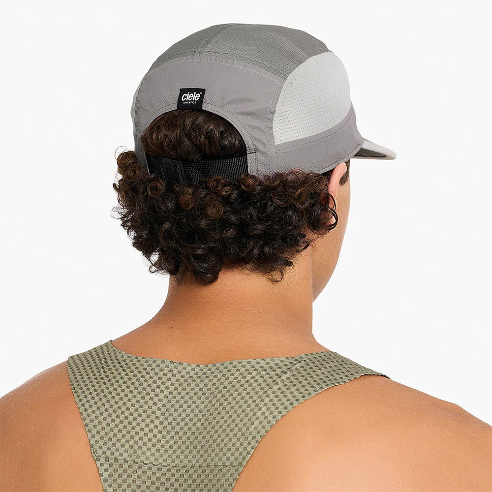 Ciele GOCap Field Iconic Bar Shadow Airy Grey Running Cap