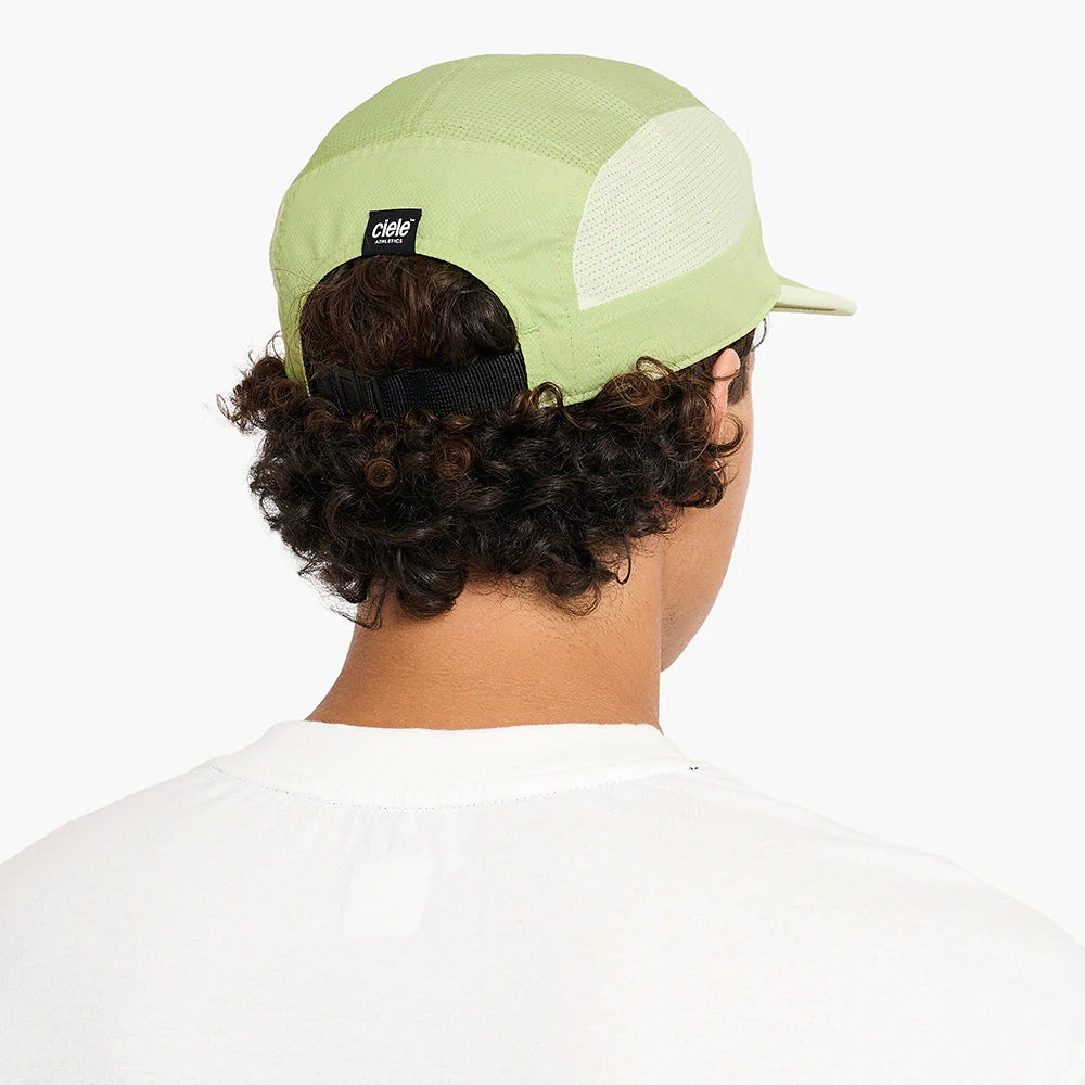 Ciele GOCap Field Iconic Bar Taragon Fava Running Cap