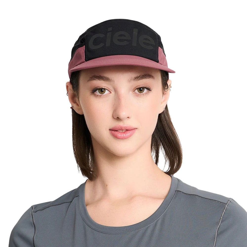 Ciele GOCap Comp Century Black Penny Running Cap