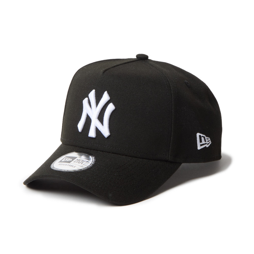 New Era New York Yankees Black and White 9FORTY A-Frame Adjustable Cap