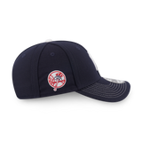New Era 9FORTY New York Yankees NE Fan Fam Adjustable Cap