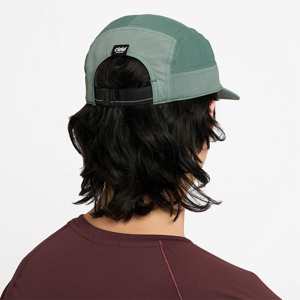 Ciele GOCAP Comp Century Silver Pine Running Cap