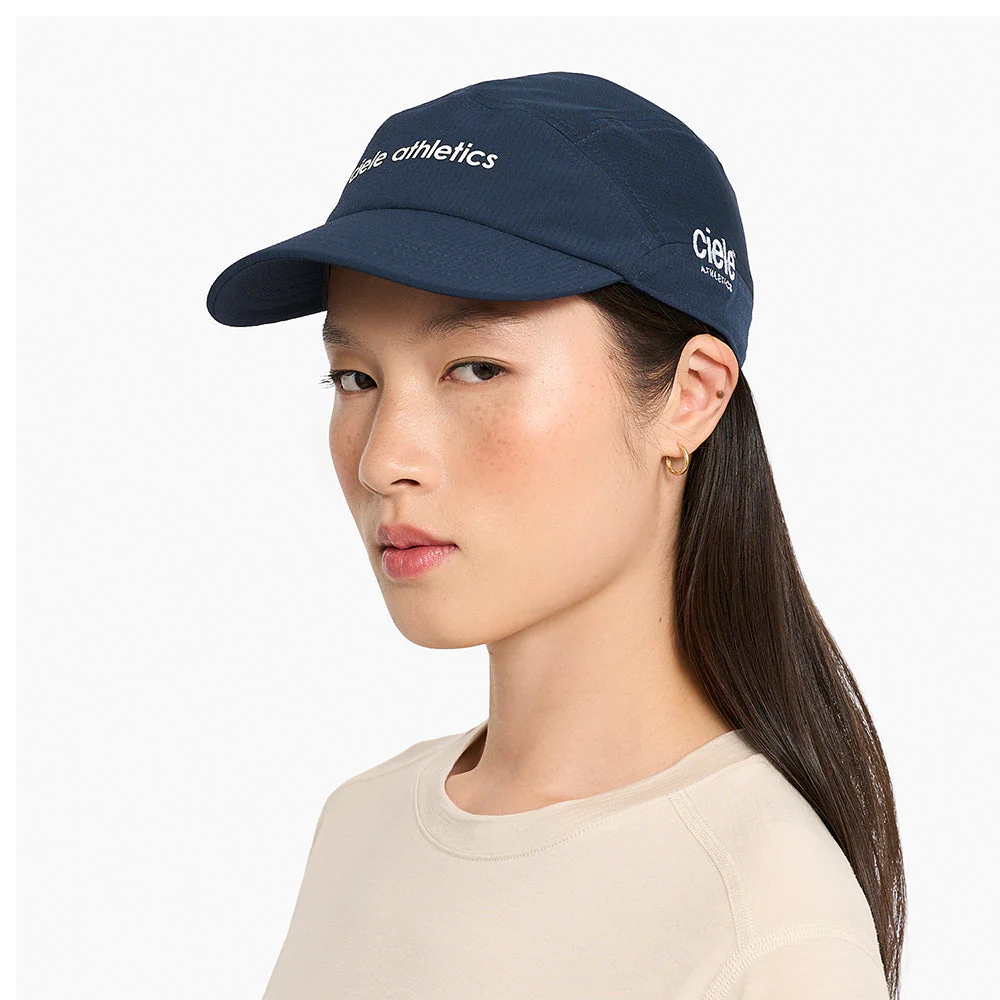 Ciele FSTCAP SC Field Iconic SL Deep Space Running Cap