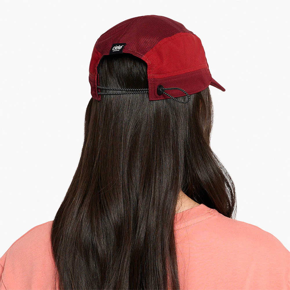 Ciele FSTCAP SC Classic Cside Crimson Red/Merlot Running Cap