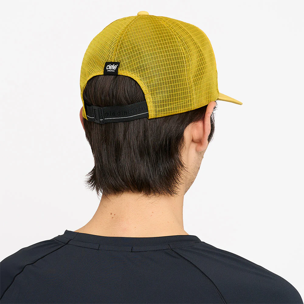 Ciele TRLCAP SC Comp Capital Cross Sulfur Running Cap