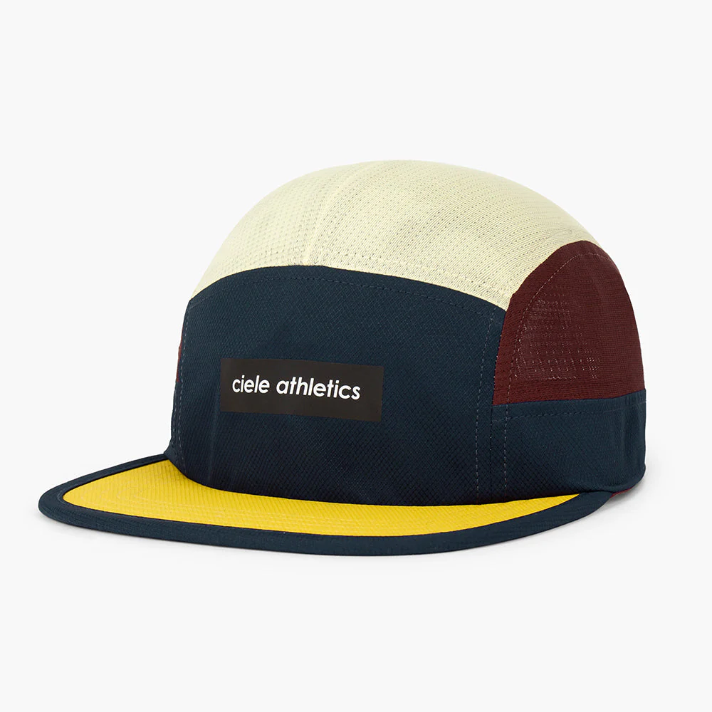 Ciele GOCAP Field Iconic Bar Deep Space/Dark Wine Red Running Cap