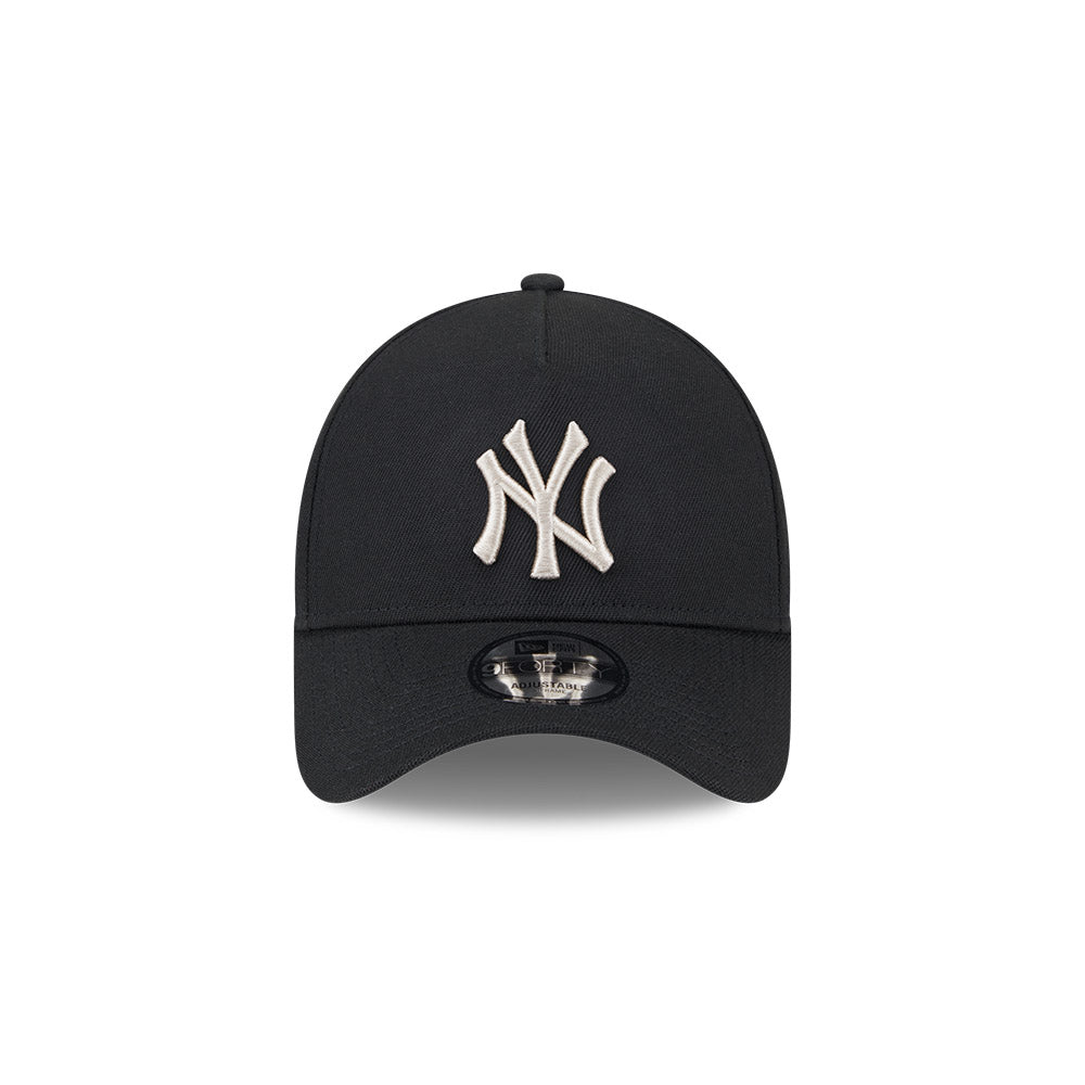 New Era New York Yankees Black Stone Repreve® Black 9FORTY A-Frame Snapback Cap