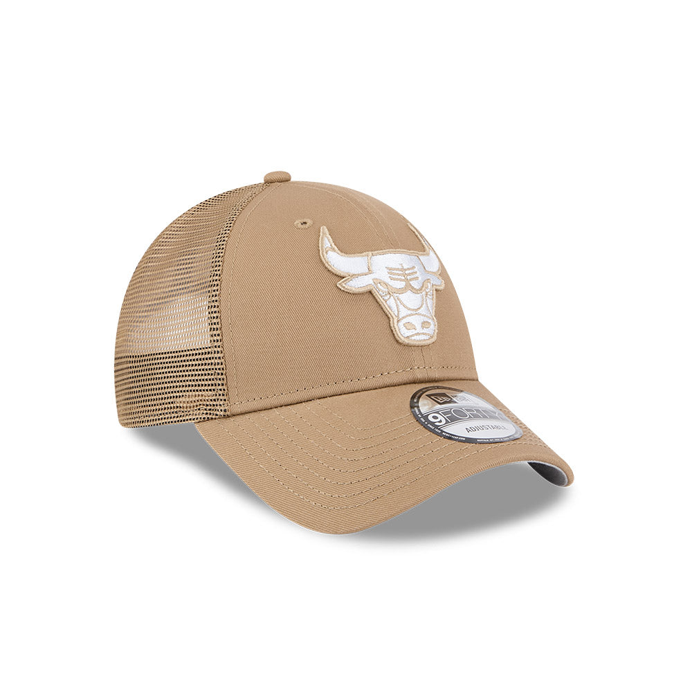 New Era 9FORTY Chicago Bulls Classic Trucker Adjustable Cap