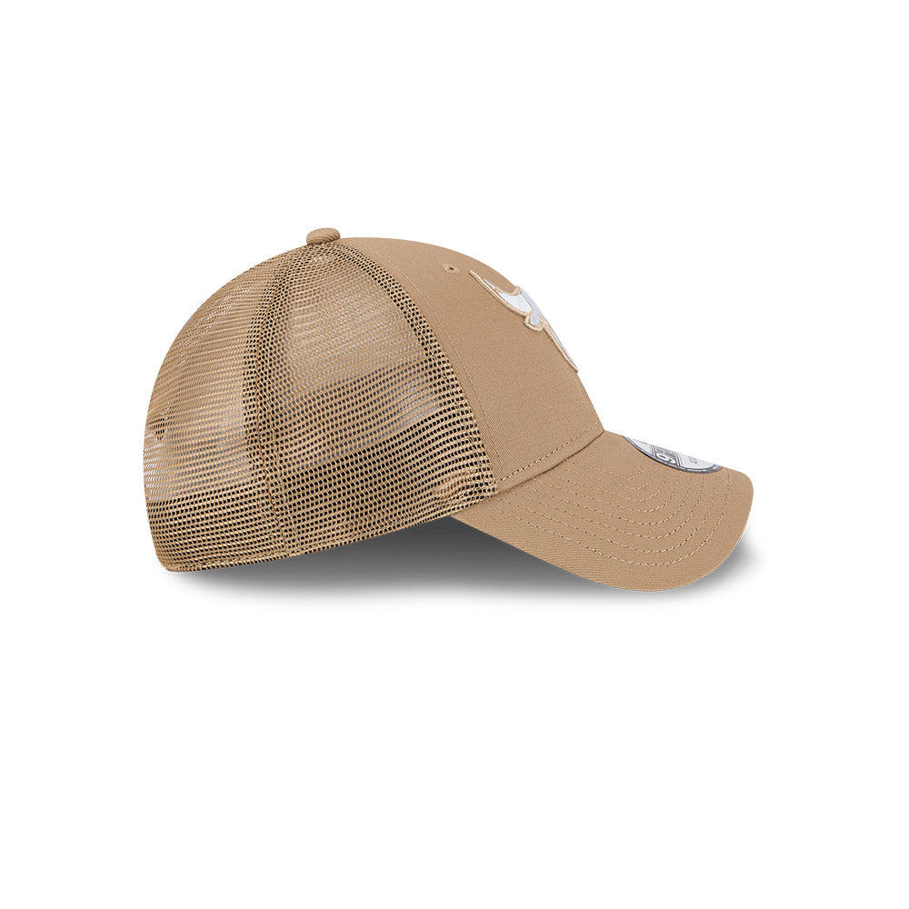 New Era 9FORTY Chicago Bulls Classic Trucker Adjustable Cap