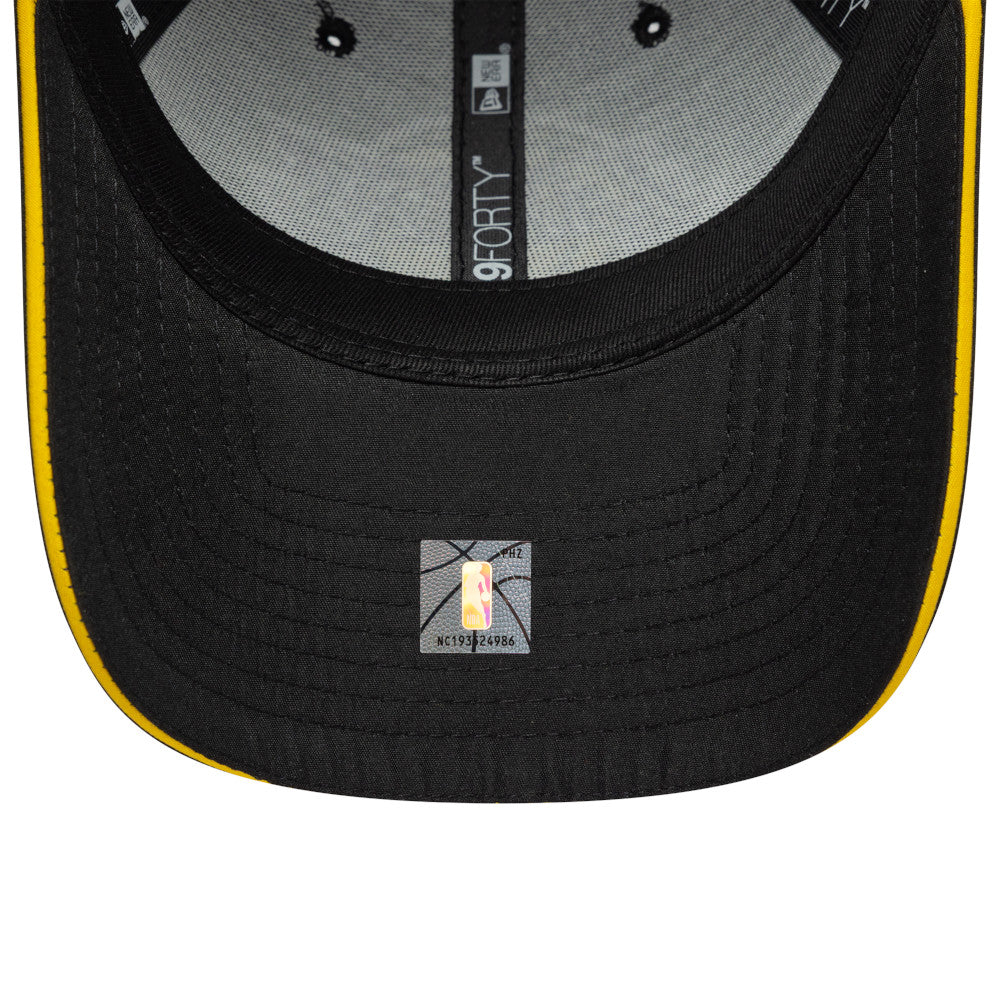 New Era 9FORTY Los Angeles Lakers Microfibre Adjustable Cap