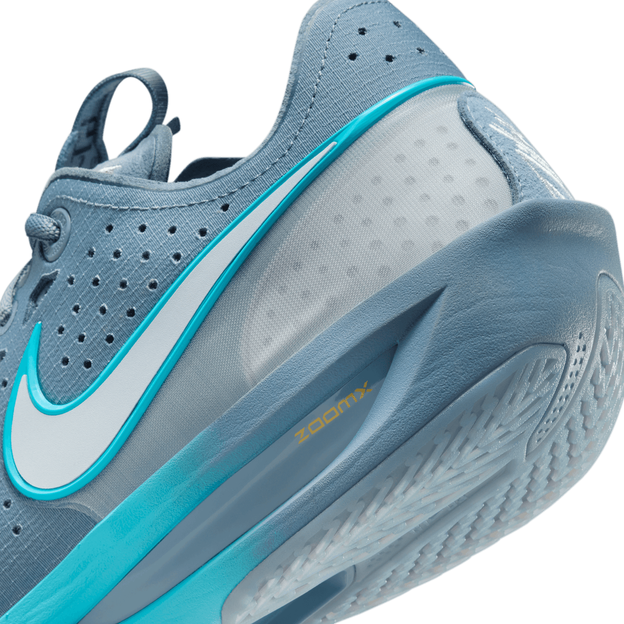 Nike Men's G.T. Cut 3 EP Basketball Shoes