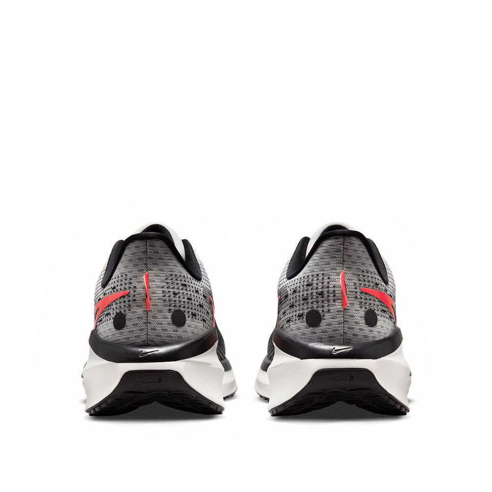 Nike Men's Vomero 17 Road Running Shoes