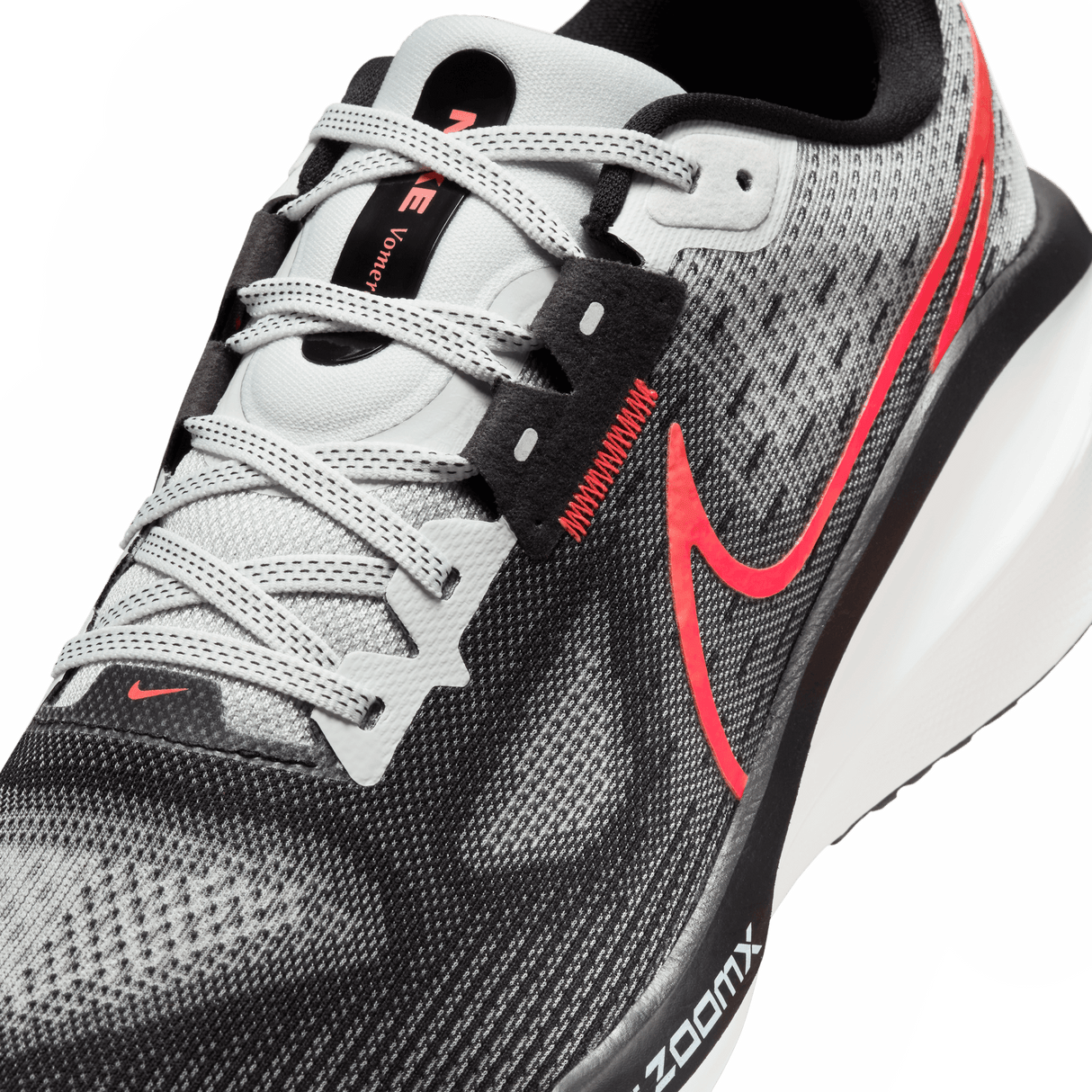 Nike Men's Vomero 17 Road Running Shoes