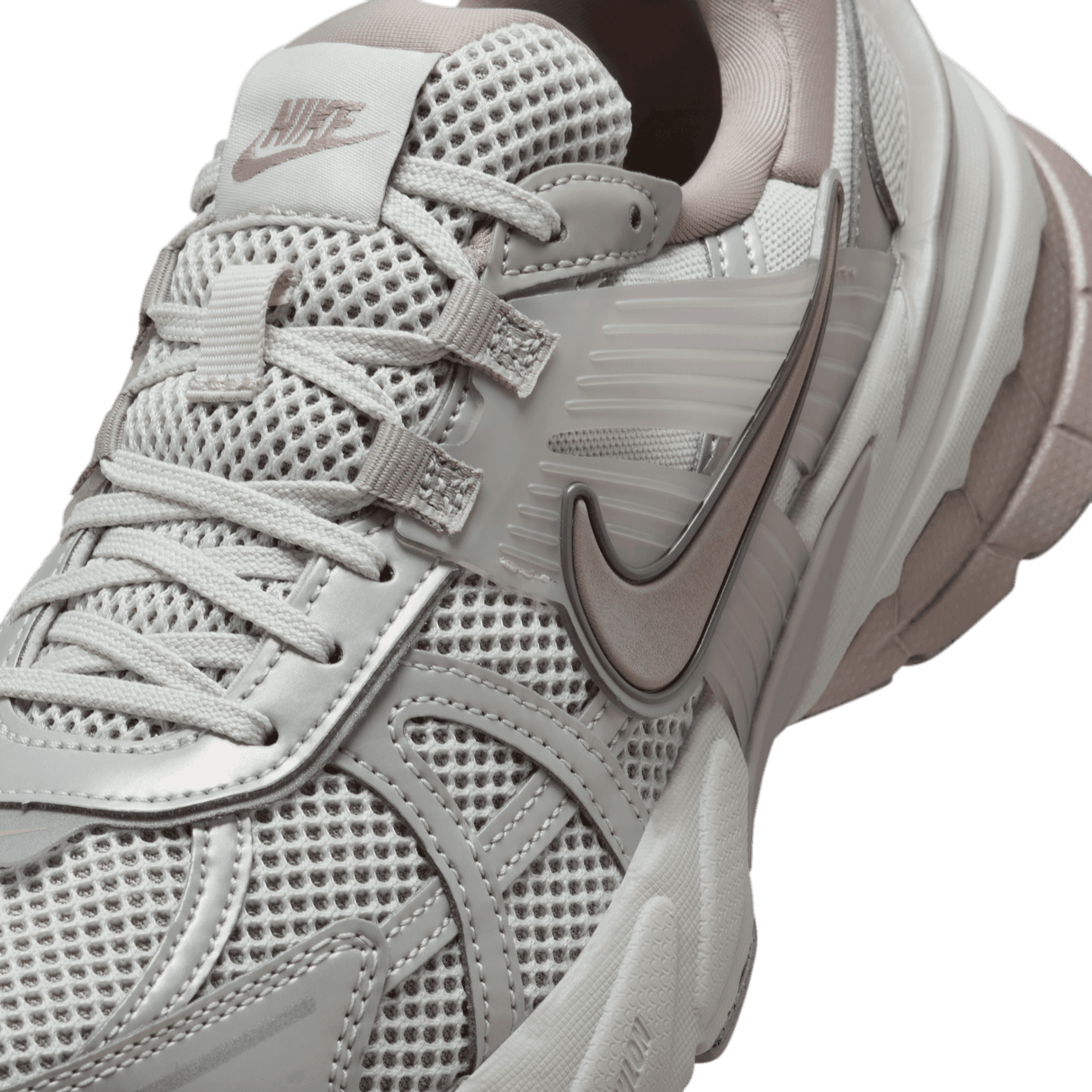 Nike Women's V2K Run Casual Shoes with Reflective Accents