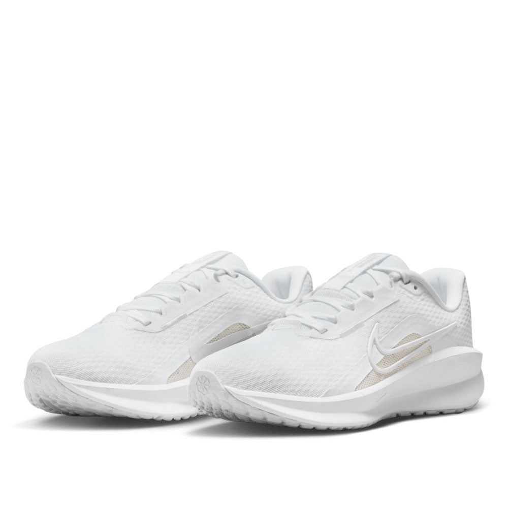 Nike Women's Downshifter 13 Women's Road Running Shoes