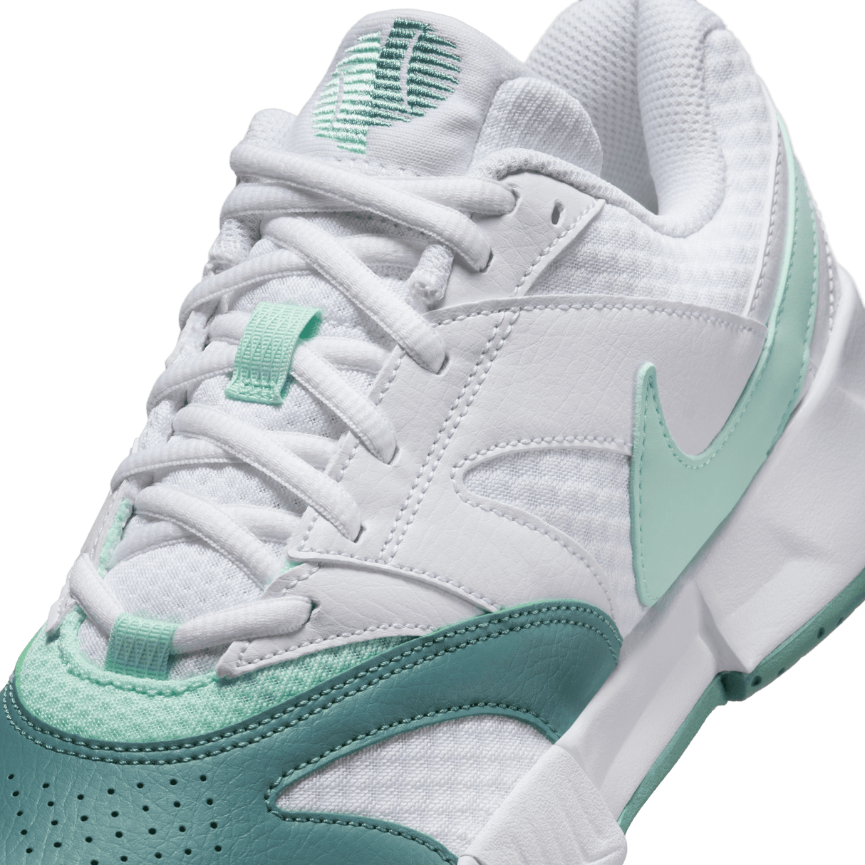 NikeCourt Lite 4 Women's Tennis Shoes