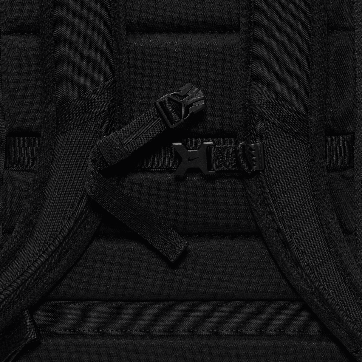 Nike Men's Utility Elite Backpack (37L)