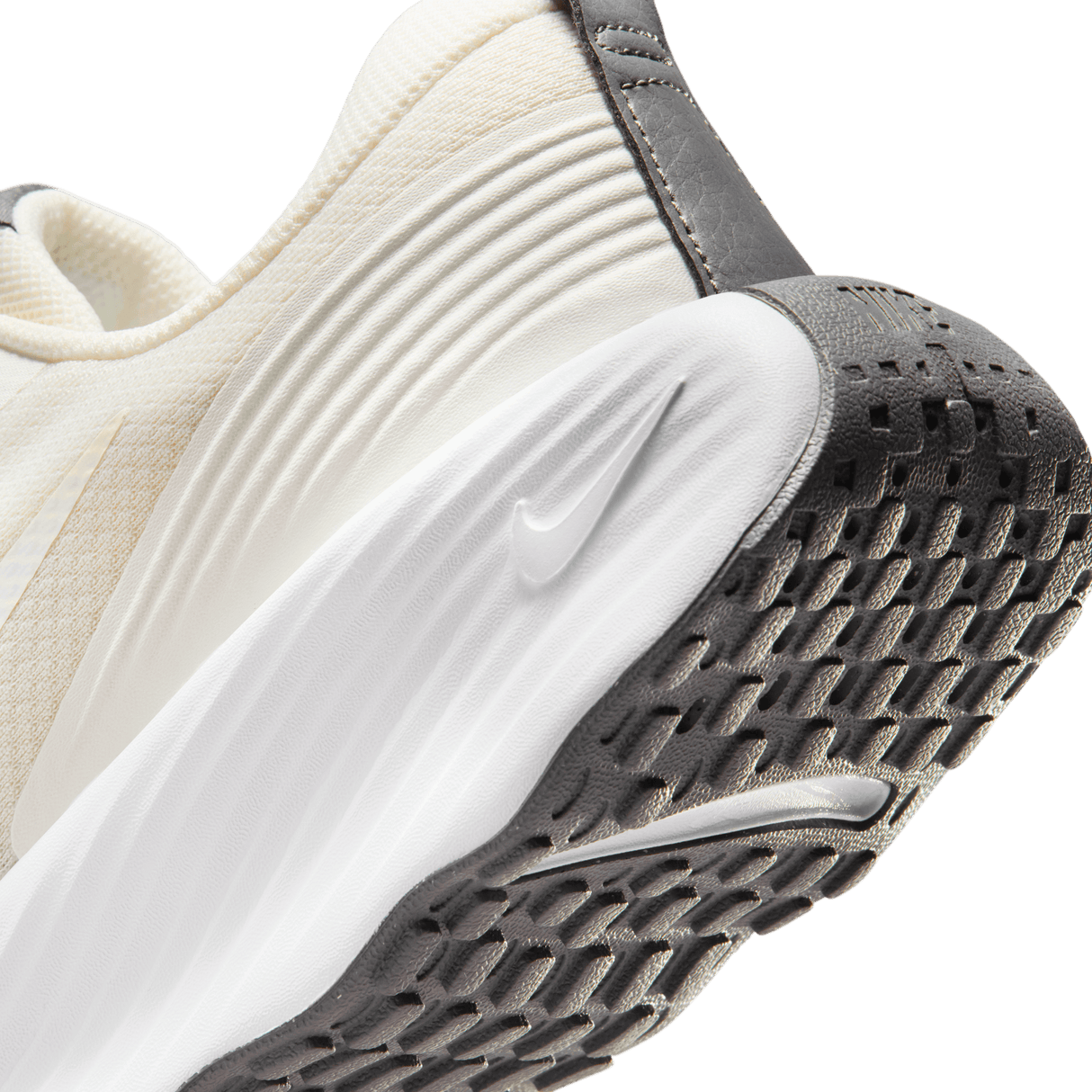 Nike Women's Promina Walking Shoes