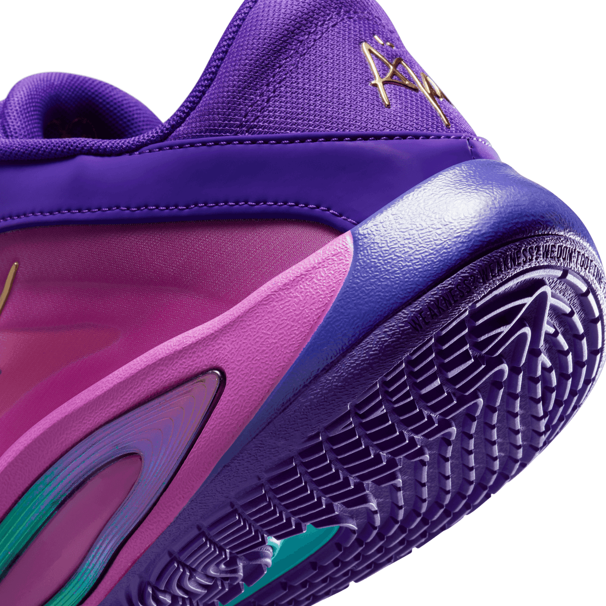 Nike Women's A'One EP A'ja Wilson Basketball Shoes