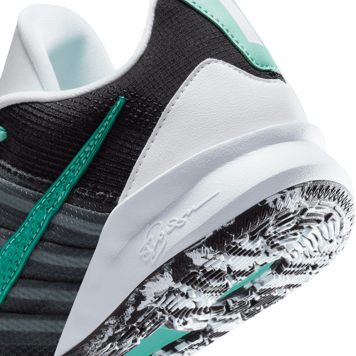 Nike Women's Sabrina 3 EP Basketball Shoes