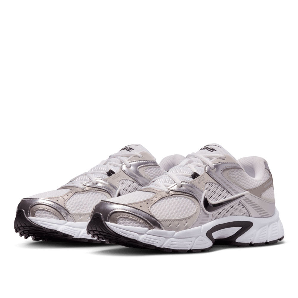 Nike Men's V5 RNR Casual Shoes