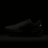 Nike Men's Vomero 18 Running Shoes