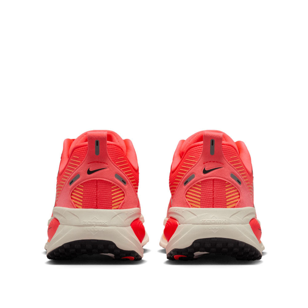 Nike Women's Vomero 18 Road Running Shoes