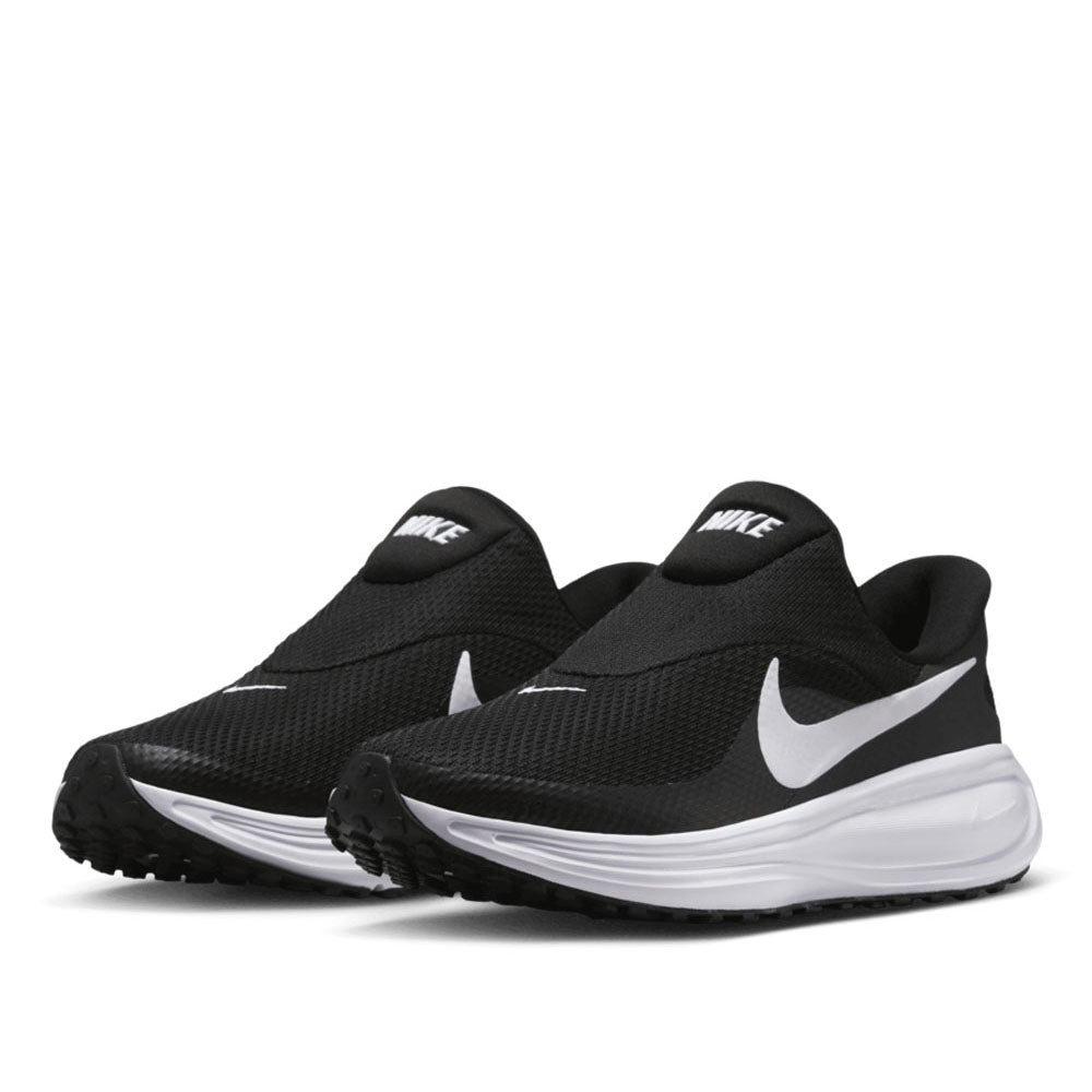 Nike Women's Revolution 8 EasyOn Road Running Shoes