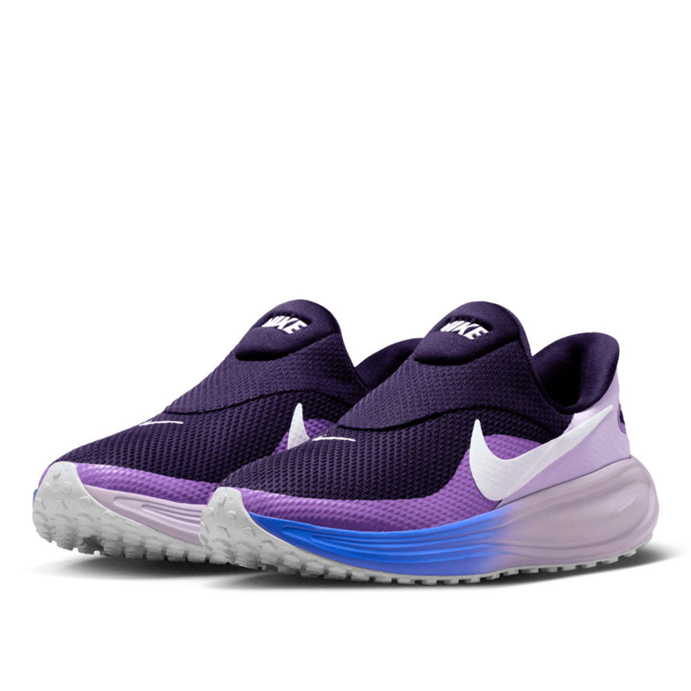 Nike Women's Revolution 8 EasyOn Road Running Shoes