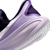 Nike Women's Revolution 8 EasyOn Road Running Shoes