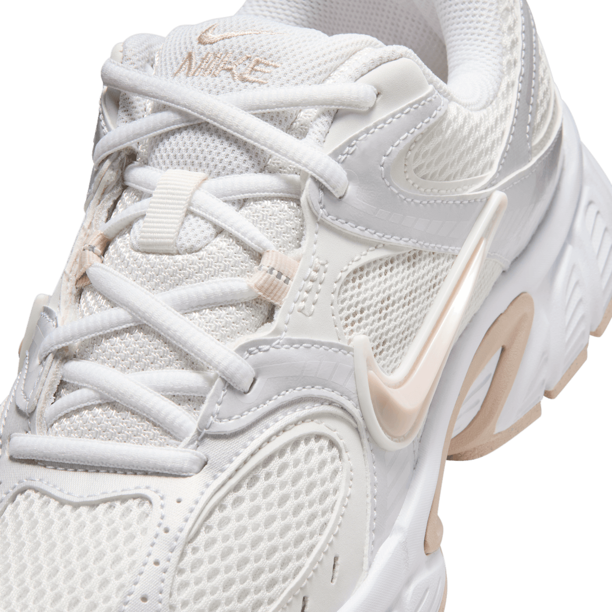 Nike Women's V5 RNR Casual Shoes