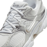 Nike Women's V5 RNR Shoes with Reflective Accents