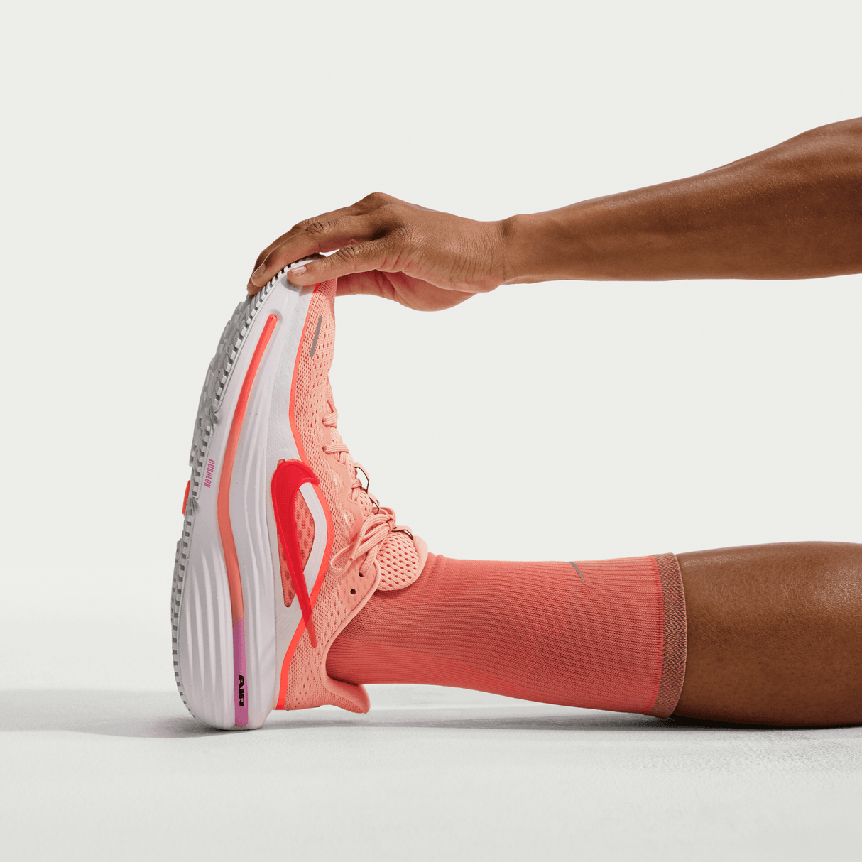 Nike Women's Winflo 12 Road Running Shoes