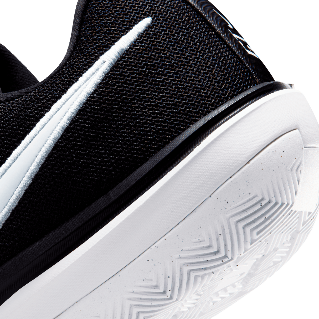 Nike G.T. Cut Academy 2 EP Basketball Shoes