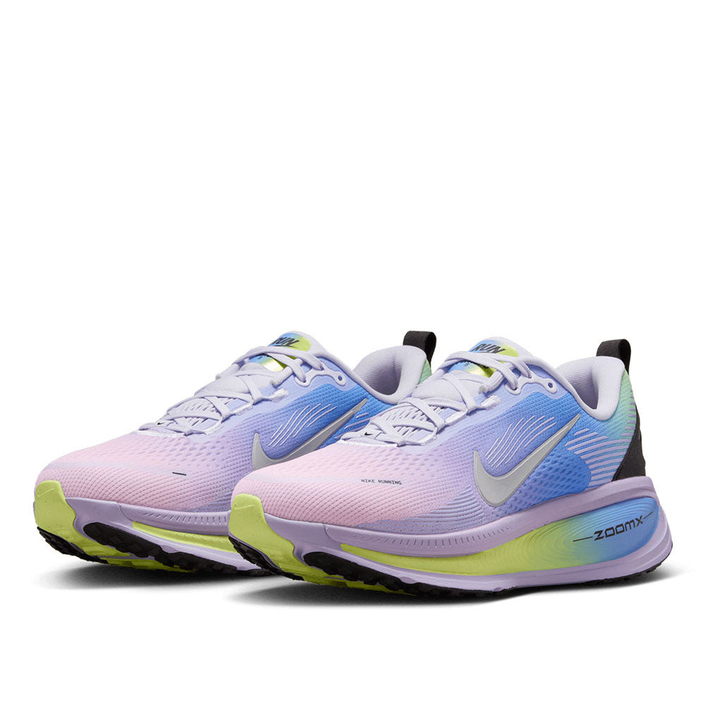 Nike Women's Vomero 18 Running Shoes