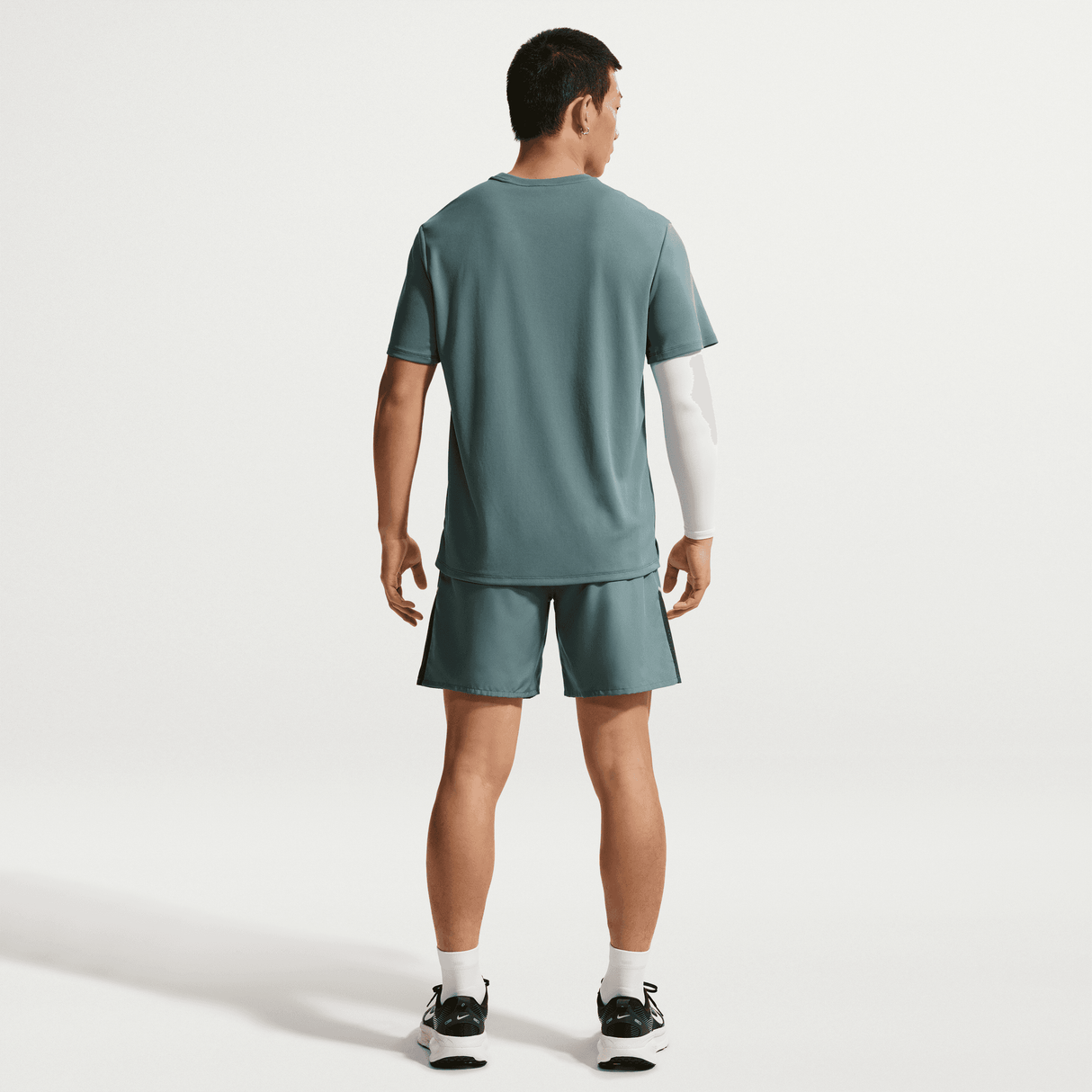 Nike Men's Miler Dri-FIT UV Protection Short-Sleeve Running Top