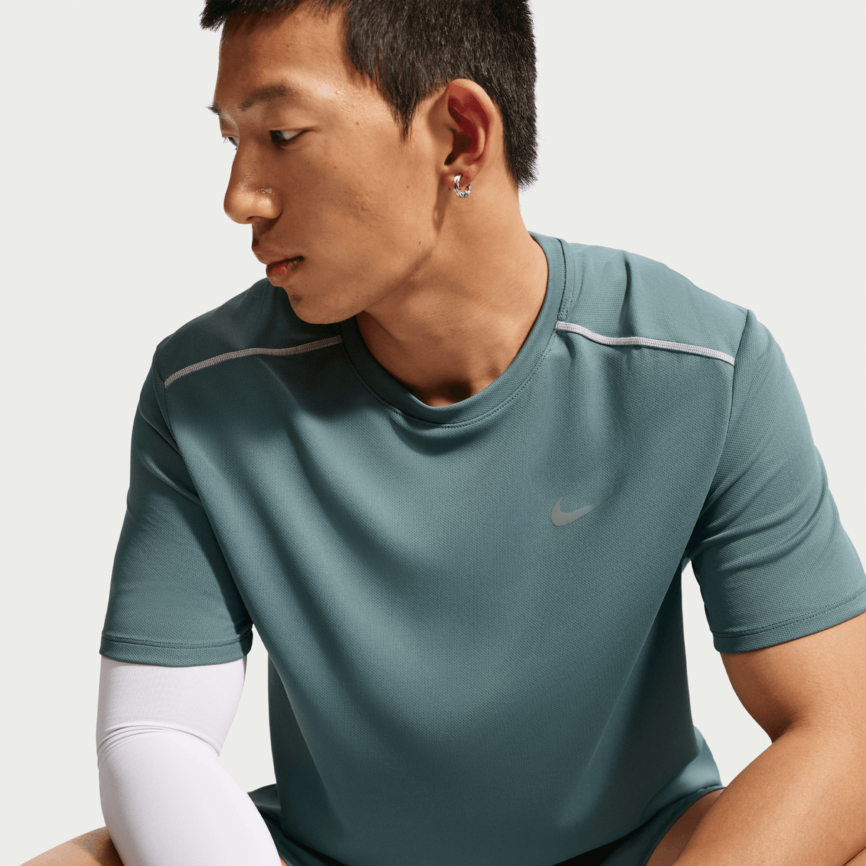 Nike Men's Miler Dri-FIT UV Protection Short-Sleeve Running Top