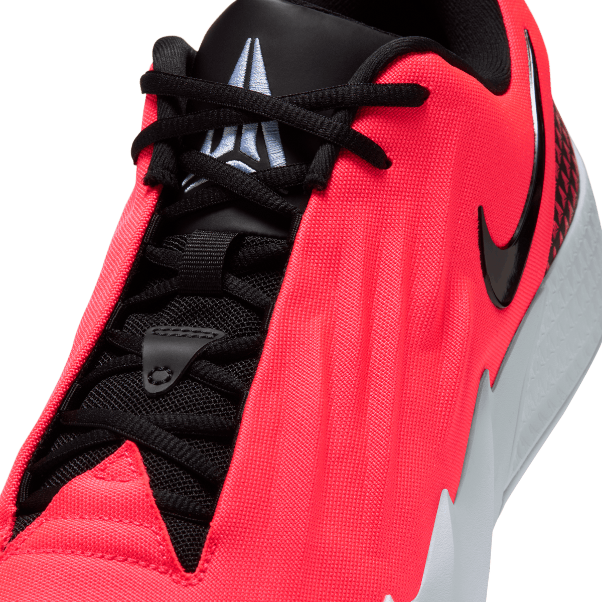 Nike Men's Twelve-Time EP Basketball Shoes