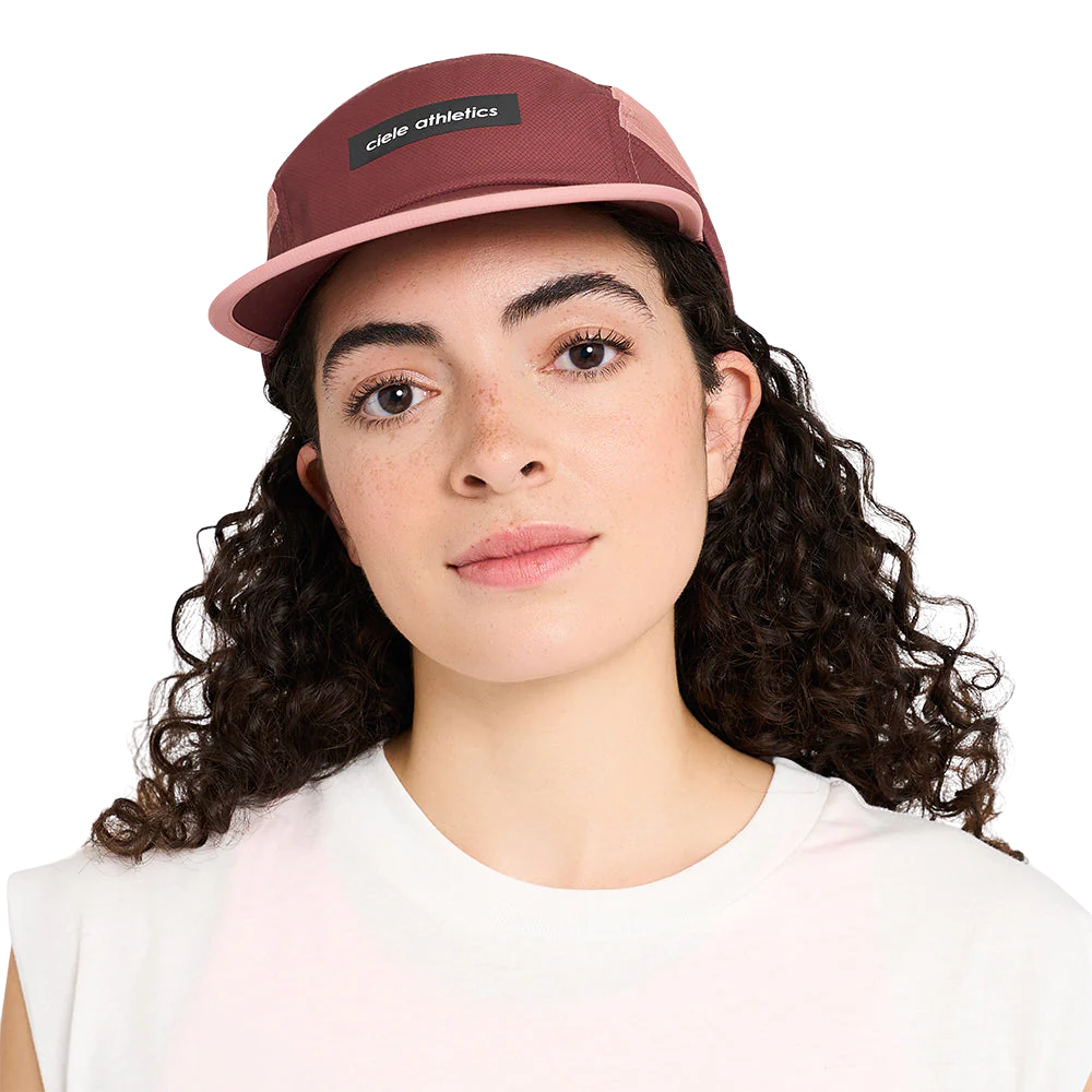 Ciele GOCap Field Iconic Bar Rose Dawn Running Cap