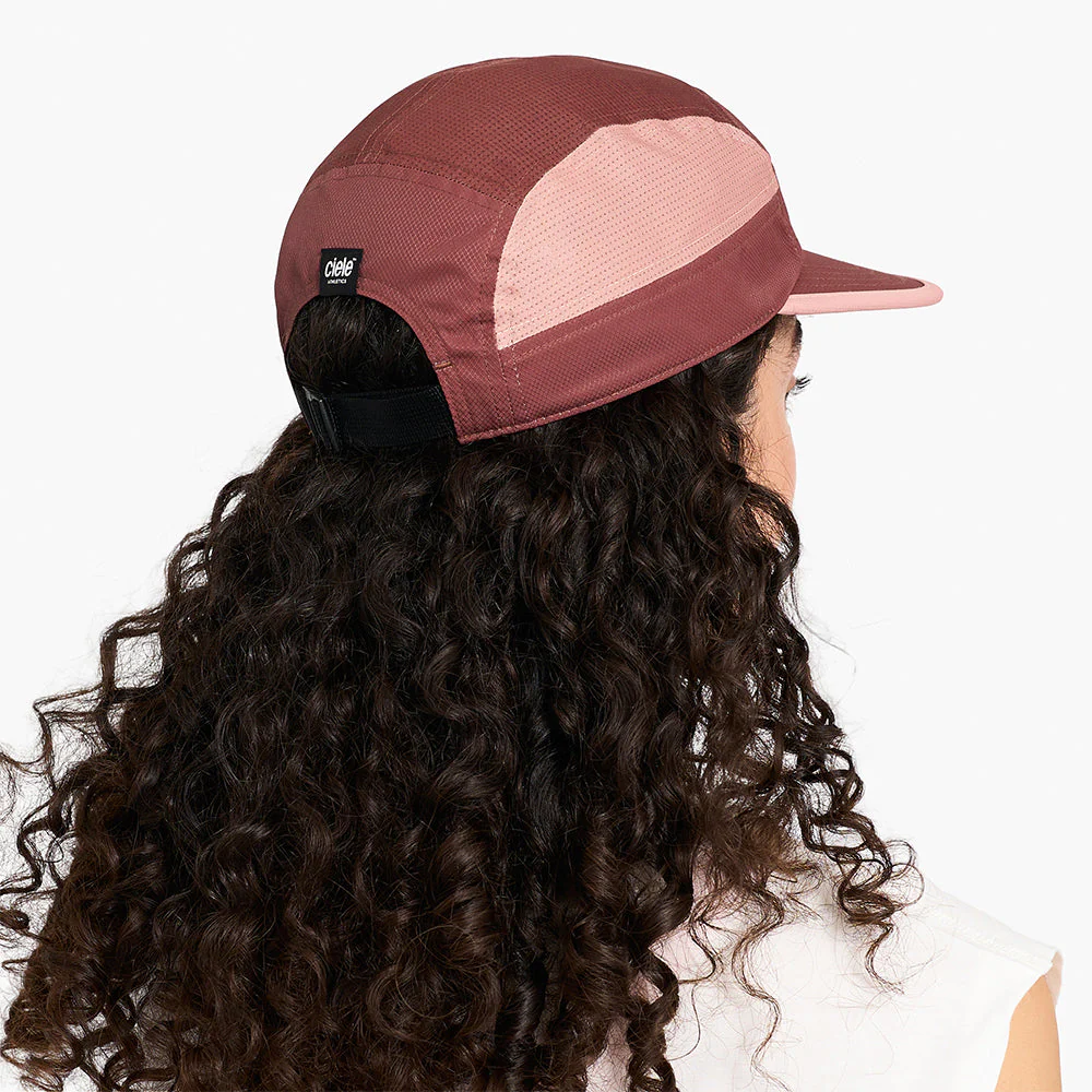 Ciele GOCap Field Iconic Bar Rose Dawn Running Cap