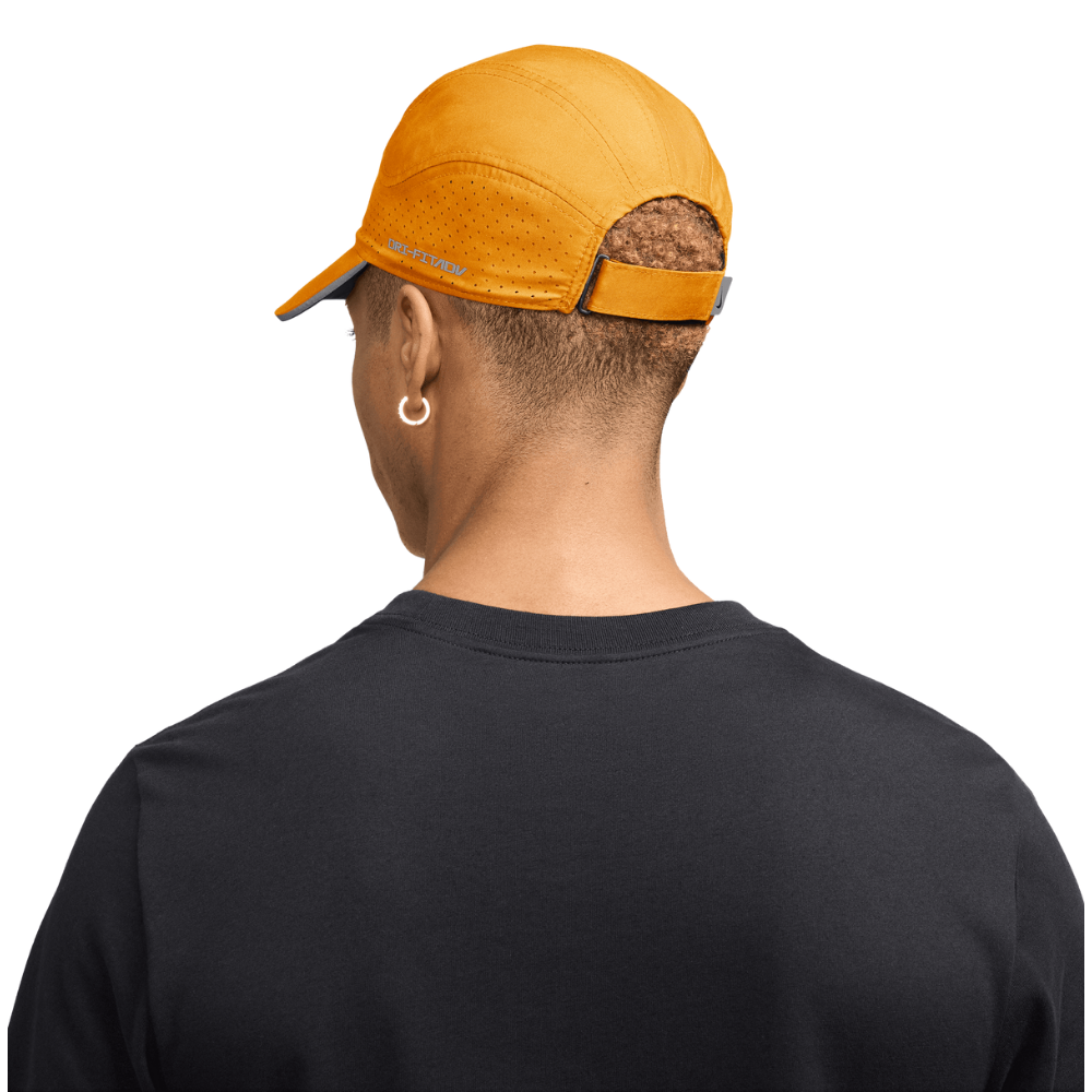 Nike Dri-FIT ADV Fly Unstructured Reflective Design Cap
