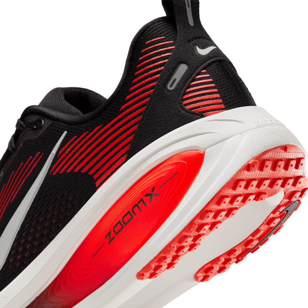 Nike Men's Vomero 18 Road Running Shoes