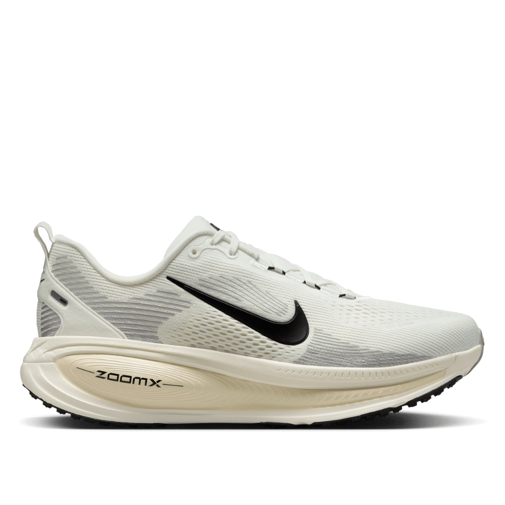 Nike Men's Vomero 18 Running Shoes