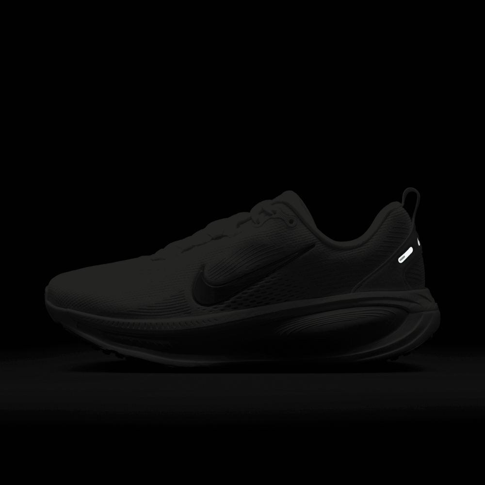 Nike Women's Vomero 18 Road Running Shoes