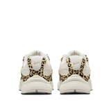 Nike Women's V5 RNR Suede Casual Shoes