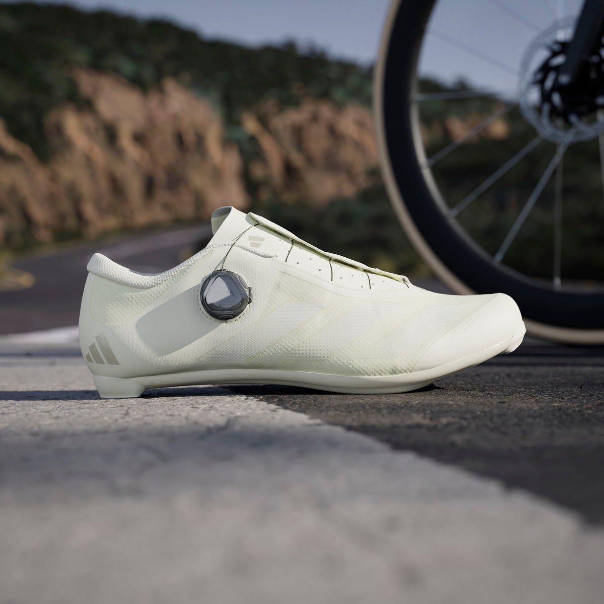 adidas Unisex Tempo 3-Stripes Boa Cycling Shoes