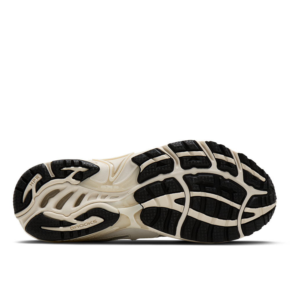 Brooks Adrenaline GTS 4